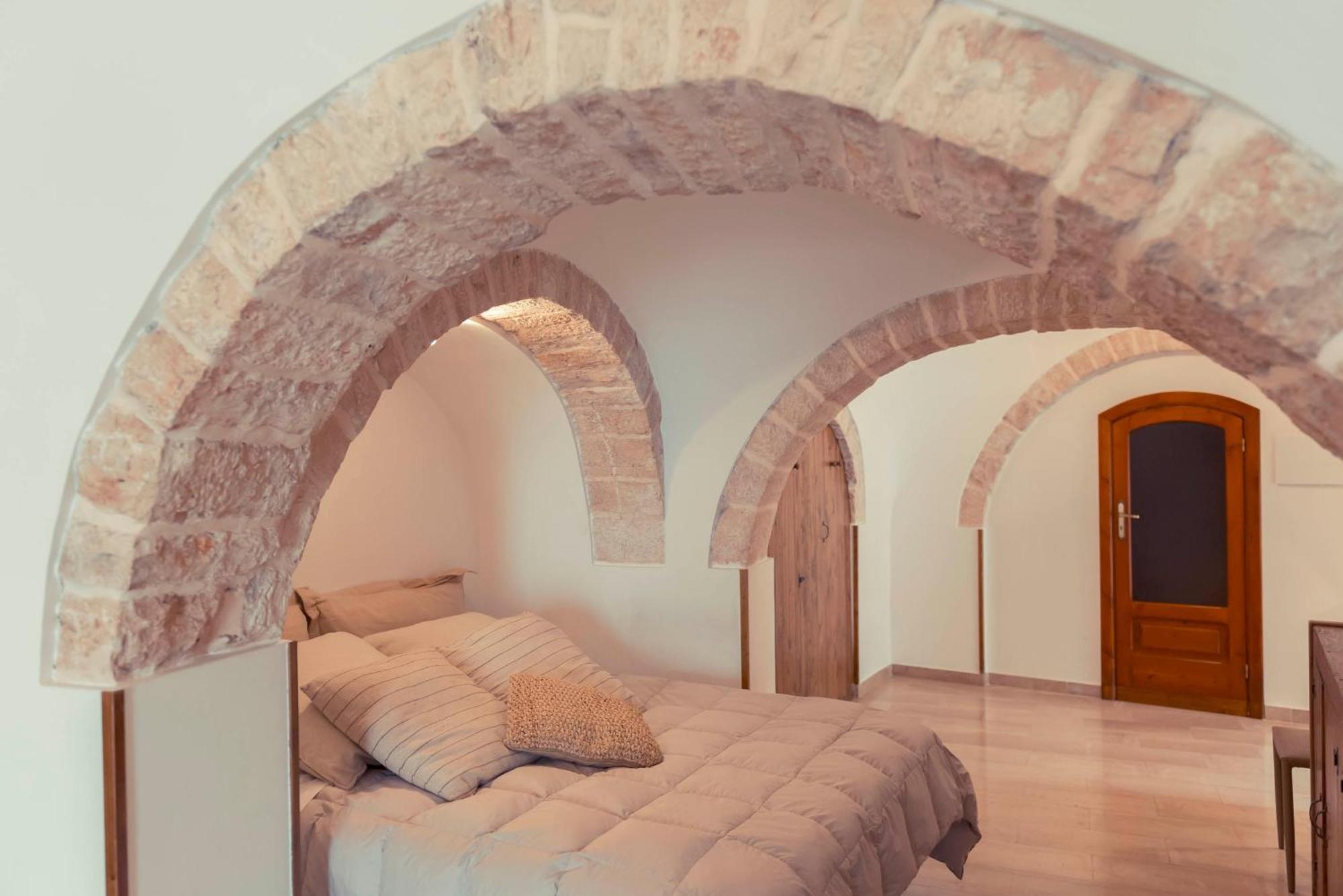 Trulli Antichi Mestieri - Widespread Trulli In The Historic Center Bed & Breakfast อัลเบโรเบลโล ภายนอก รูปภาพ