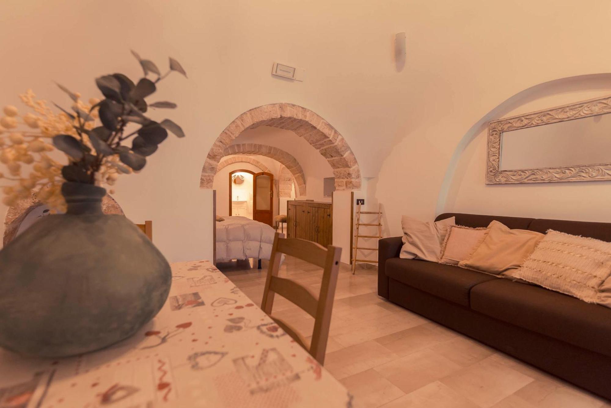 Trulli Antichi Mestieri - Widespread Trulli In The Historic Center Bed & Breakfast อัลเบโรเบลโล ภายนอก รูปภาพ