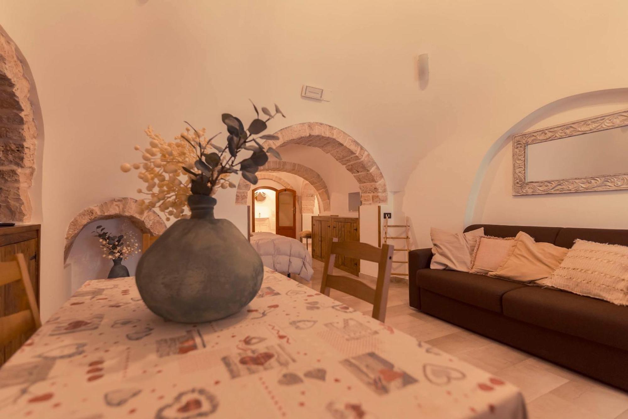 Trulli Antichi Mestieri - Widespread Trulli In The Historic Center Bed & Breakfast อัลเบโรเบลโล ภายนอก รูปภาพ