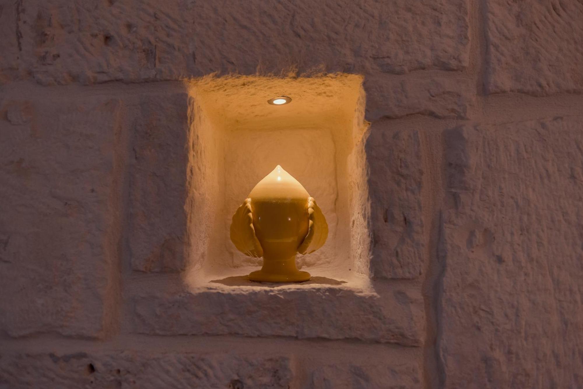 Trulli Antichi Mestieri - Widespread Trulli In The Historic Center Bed & Breakfast อัลเบโรเบลโล ภายนอก รูปภาพ