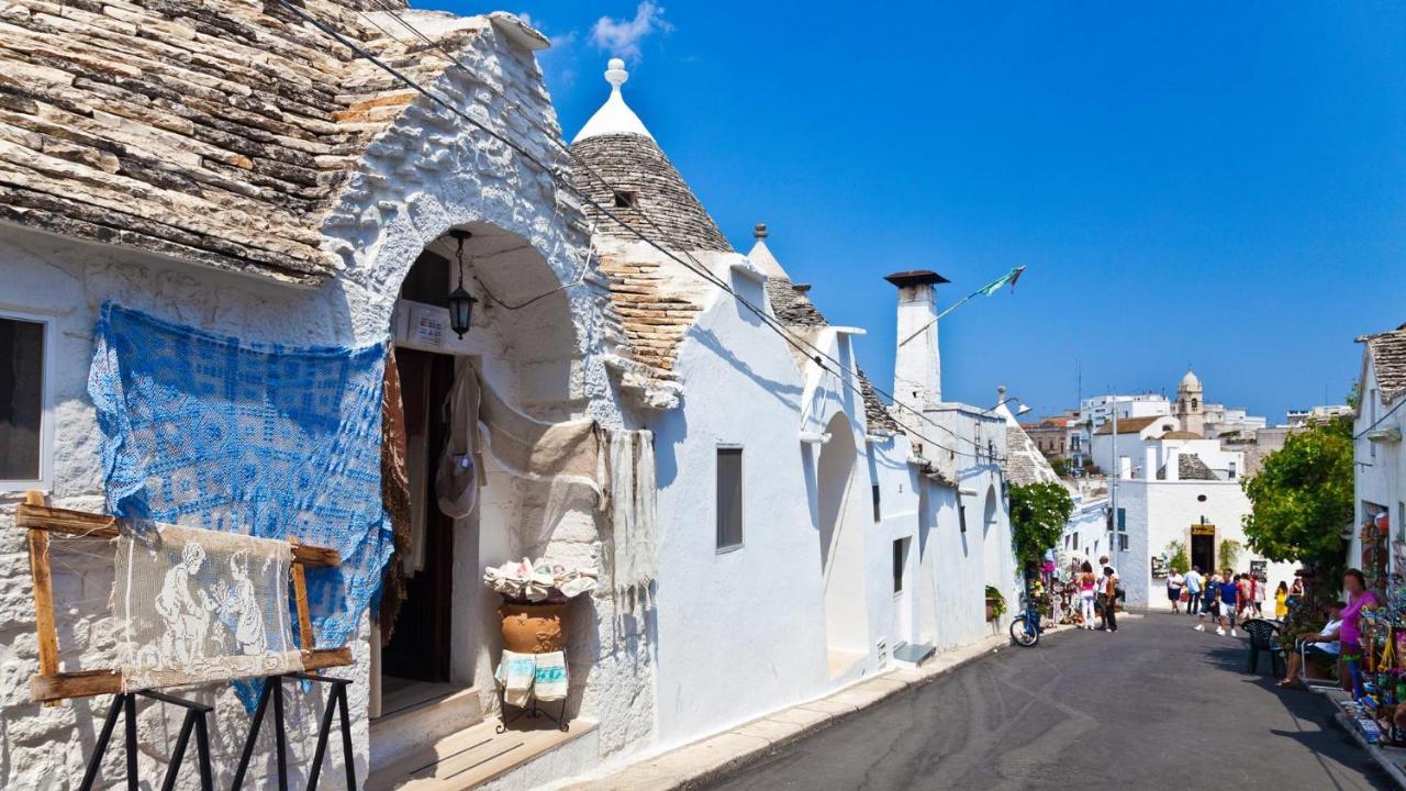 Trulli Antichi Mestieri - Widespread Trulli In The Historic Center อัลเบโรเบลโล ภายนอก รูปภาพ